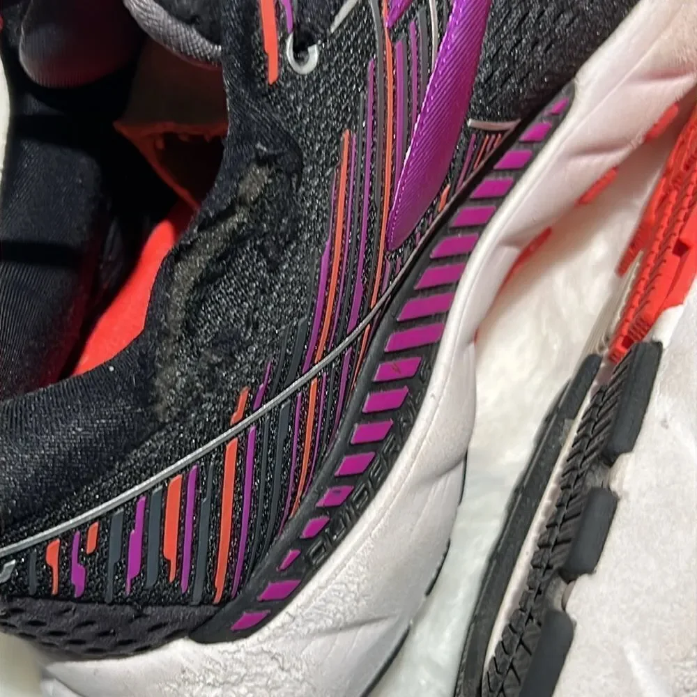 Brooks these shoes